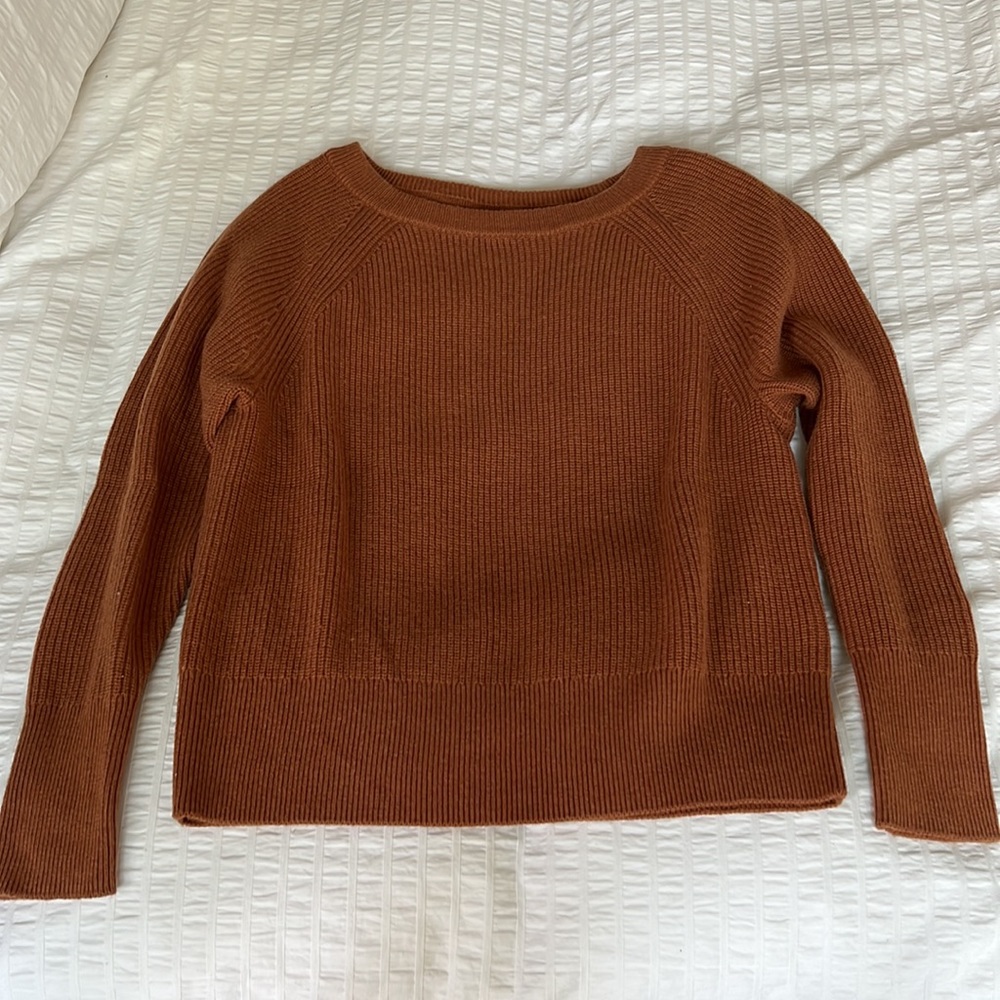 Gap camel sweater